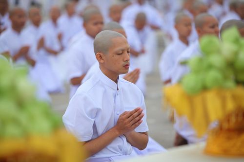 ภาพ No.8502:พิธีบรรพชาอุปสมบทหมู่ 3 โครงการ