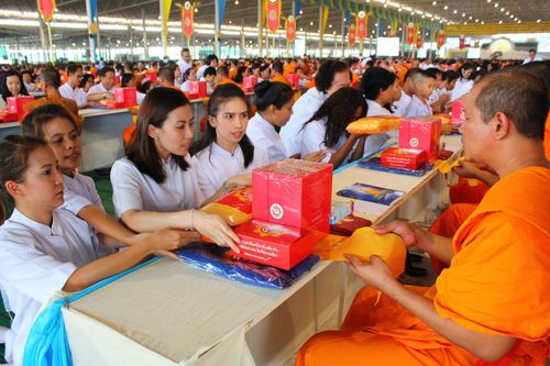 งานบุญวันคุ้มครองโลก 22 เมษายน พ.ศ. 2556 ณ วัดพระธรรมกาย