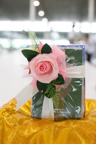 ภาพ No.8603:พิธีถวายกองทุนการศึกษาบาลี - นักธรรมแด่พระภิกษุสามเณร