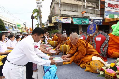 ภาพ No.8645:ตักบาตรพระ 2556 รูป จ.อำนาจเจริญ