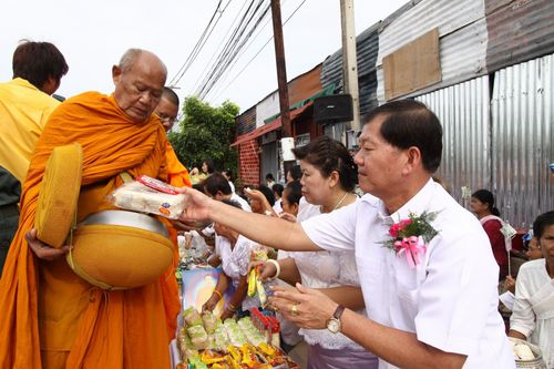 ภาพ No.8647:ตักบาตรพระ 2556 รูป จ.อำนาจเจริญ