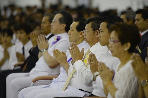 ภาพ No.8724:ประมวลภาพตักบาตรพระจอมเกล้าเจ้าคุณทหารลาดกระบัง 6 มิ.ย.2556