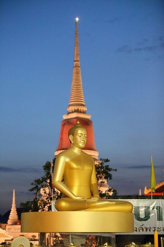 ภาพ No.8762:ประมวลภาพตักบาตรสมุทรปราการ พระ 11,111  รูป 