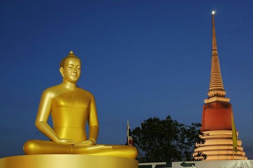 ภาพ No.8761:ประมวลภาพตักบาตรสมุทรปราการ พระ 11,111  รูป 