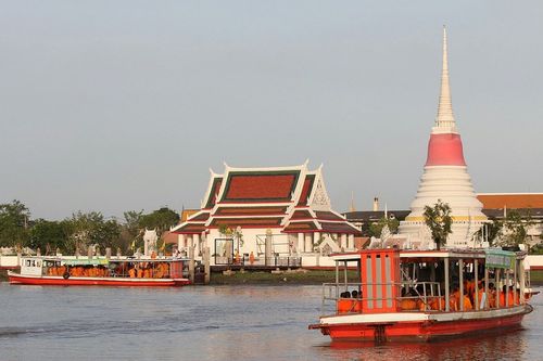 ภาพ No.8764:ประมวลภาพตักบาตรสมุทรปราการ พระ 11,111  รูป 