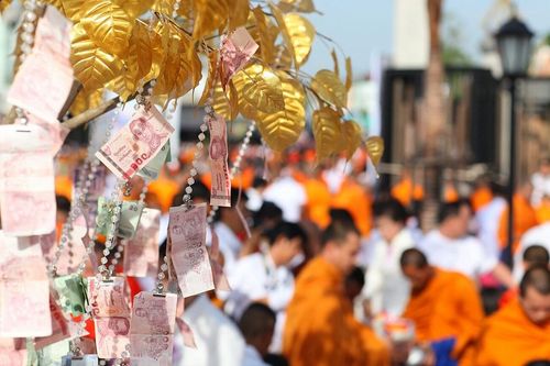 ภาพ No.8779:ประมวลภาพตักบาตรสมุทรปราการ พระ 11,111  รูป 