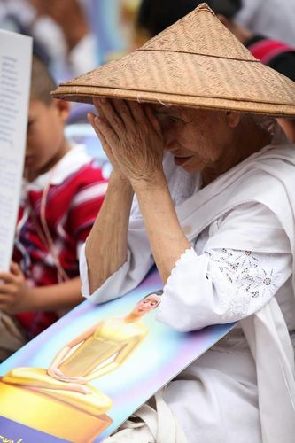 ภาพ No.8807:พิธีประดิษฐานองค์พระประธาน ณ วัดป่าหมาก อ.แม่ลาน้อย จ.แม่ฮ่องสอน