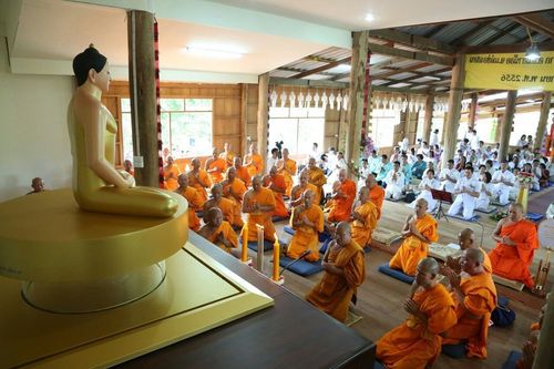 ภาพ No.8811:พิธีประดิษฐานองค์พระประธาน ณ วัดป่าหมาก อ.แม่ลาน้อย จ.แม่ฮ่องสอน