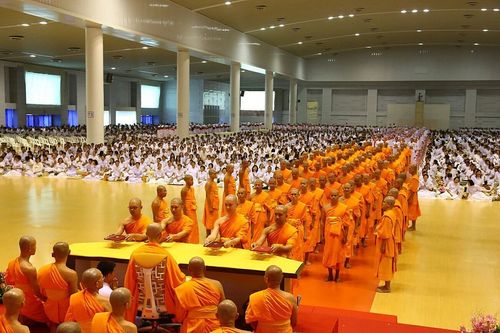 ประมวลภาพพิธีประสาทปริญญาบัตร DOU ปีการศึกษา 2556