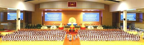 ภาพ No.8903:ประมวลภาพพิธีประสาทปริญญาบัตร DOU ปีการศึกษา 2556