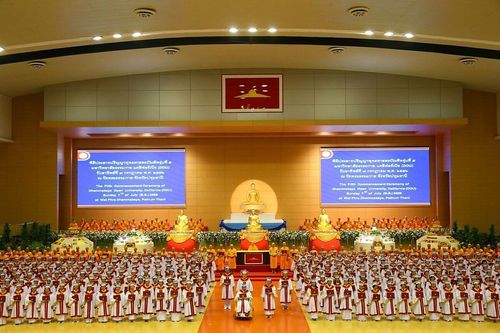 ภาพ No.8904:ประมวลภาพพิธีประสาทปริญญาบัตร DOU ปีการศึกษา 2556