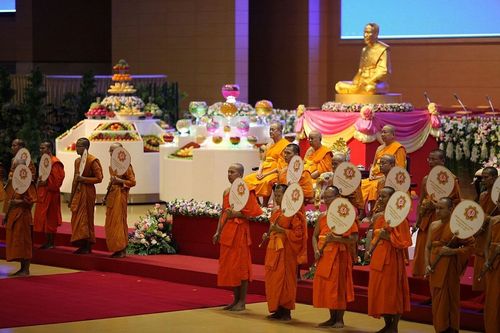 ภาพ No.9066:ประมวลภาพงานบุญวันสมาธิโลก 2556 ณ วัดพระธรรมกาย