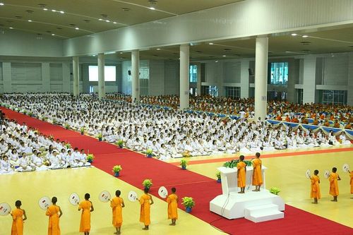 ภาพ No.9069:ประมวลภาพงานบุญวันสมาธิโลก 2556 ณ วัดพระธรรมกาย