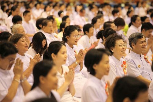 ภาพ No.9070:ประมวลภาพงานบุญวันสมาธิโลก 2556 ณ วัดพระธรรมกาย