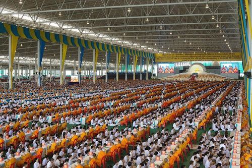 ภาพ No.9078:ประมวลภาพงานบุญวันสมาธิโลก 2556 ณ วัดพระธรรมกาย