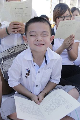 ภาพ No.9109:ประมวลภาพตักบาตรหาดใหญ่พระ 10,000 รูป วันที่ 18 สิงหาคม 2556