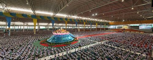 ภาพ No.9329:พิธีหล่อรูปเหมือนหลวงปู่วัดปากน้ำด้วยทองคำ องค์ที่ 7