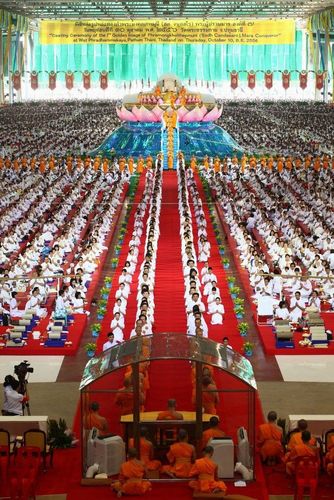 ภาพ No.9370:พิธีหล่อรูปเหมือนหลวงปู่วัดปากน้ำด้วยทองคำ องค์ที่ 7