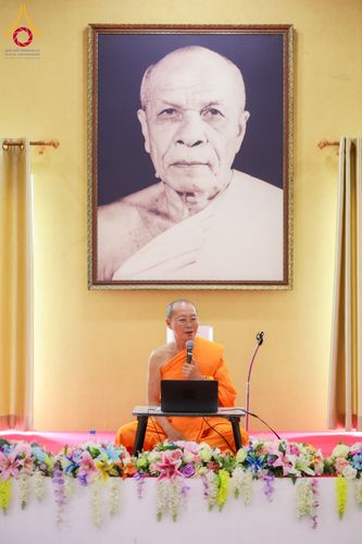 ภาพ No.183980:วันรวมพลังเด็กดี V-Star ผู้นำฟื้นฟูศีลธรรมโลก ประจำปี 2567 ณ ศูนย์ปฏิบัติธรรมลำปาง ต.บ้านเป้า อ.เมือง จ.ลำปาง วันที่ 26 พฤศจิกายน พ.ศ. 2567