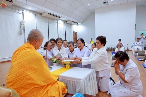 ภาพ No.247544:วันที่ 19-21 กันยายน พ.ศ. 2568 โครงการบวชอุบาสกแก้ว อุบาสิกาแก้ว ตัวแทนทอดกฐิน 30,000 วัด รุ่นที่ 2 ณ ศูนย์กัลยาณมิตรบางพลี สมุทรปราการ