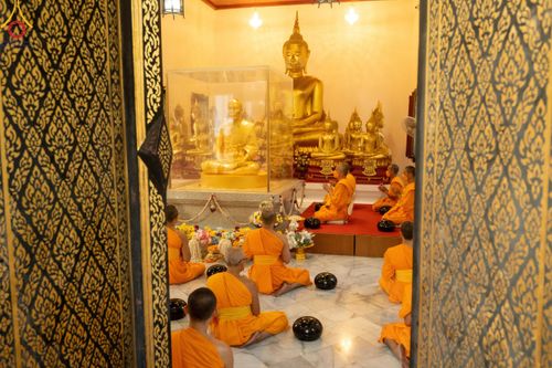 ภาพ No.116014:พิธีตักบาตรพระธรรมยาตรา ณ อนุสรณ์สถานลำดับที่ 4 สถานที่เกิดด้วยกายธรรม วัดโบสถ์(บน) จ.นนทบุรี วันที่ 21 มกราคม พ.ศ. 2567