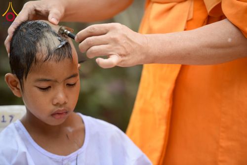 ภาพ No.214691:วันพฤหัสบดีที่ 3 เมษายน พ.ศ. 2568 พิธีปลงผมสามเณรฟื้นฟูทั่วไทย ณ ศูนย์ปฏิบัติธรรมบุญประสาน อ.ปากช่อง จ.นครราชสีมา