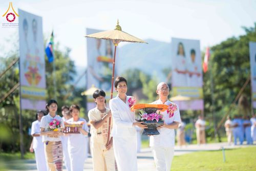 ภาพ No.174690:พิธีทอดกฐิน ศูนย์ปฏิบัติธรรมนานาชาติปาย อำเภอปาย จังหวัดแม่ฮ่องสอน พิธีวางดวงแก้ว โปรยรัตนชาติ สถาปนาอาคารปฏิบัติธรรม 80 ปี ครูบาไชยบูลย์ (หลวงพ่อธัมมชโย) วันที่ 27 ตุลาคม พ.ศ. 2567