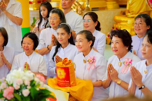 ภาพ No.270287:วันที่ 28 ตุลาคม พ.ศ. 2568 พิธีทอดกฐินสามัคคีทั่วไทย ณ สำนักสงฆ์เทพพิทักษ์ผล ต.แสนสุข อ.เมืองชลบุรี จ.ชลบุรี โดยคณะศิษยานุศิษย์ บูชาธรรม 81 ปี หลวงพ่อธัมมชโย