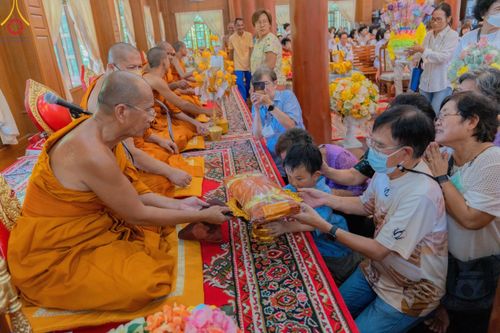 ภาพ No.98099:พิธีทอดกฐินสามัคคีทั่วไทย 5,000 วัด ณ วัดจินดามณี จ.สิงห์บุรี วันที่ 4 พฤศจิกายน พ.ศ. 2566