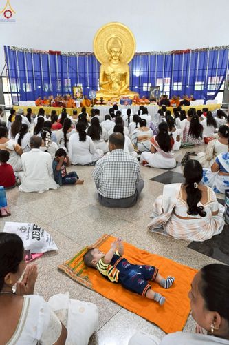 ภาพ No.263273:วันที่ 14 ตุลาคม พ.ศ. 2568 กฐินวัดถ้ำพุทธตรีรัศมี เมืองนาสิก รัฐมหาราษฎร์ ประเทศอินเดีย 