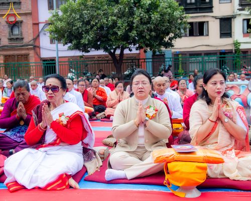 ภาพ No.209744:วันที่ 28 กุมภาพันธ์ พ.ศ.2568 พิธีเปิดโครงการบวชสามเณร พิธีถวายไทยธรรม พิธีขอขมามอบผ้าไตร  ณ เมืองปาตัน ประเทศเนปาล