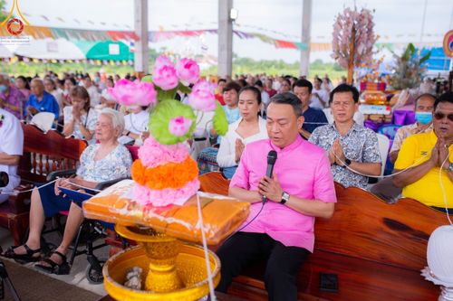 ภาพ No.172721:พิธีทอดกฐิน ณ วัดบ้านขาม อ.หนองแซง จ.สระบุรี ในโครงการกฐินสามัคคีทั่วไทย 30,000 วัด บูชาธรรม 80 ปี หลวงพ่อธัมมชโย โดยคณะศิษยานุศิษย์วัดพระธรรมกาย วันที่ 27 ตุลาคม พ.ศ. 2567