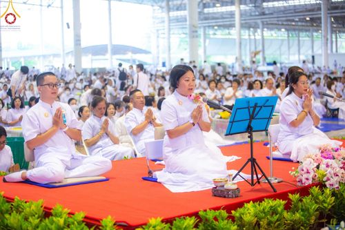 ภาพ No.126490:พิธีตักบาตร ในวันอาทิตย์ต้นเดือนที่ 3 มีนาคม พ.ศ. 2567 ณ บ้านแก้วเรือนทองคุณยายฯ วัดพระธรรมกาย