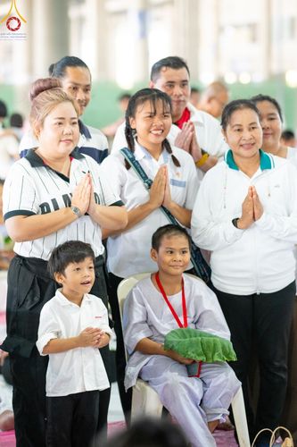 ภาพ No.132835:พิธีตัดปอยผม โครงการสามเณรฟื้นฟูพระพุทธศาสนาทั่วไทย ณ มหารัตนวิหารคด26 วัดพระธรรมกาย วันอาทิตย์ที่ 31 มีนาคม พ.ศ. 2567