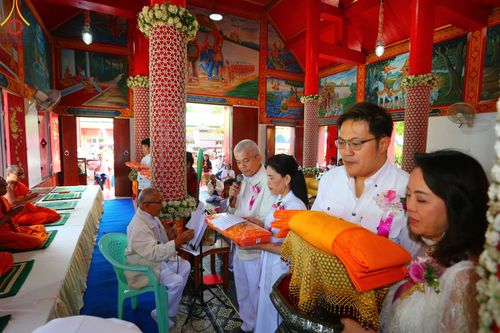 ภาพ No.95869:พิธีทอดกฐินสามัคคีทั่วไทย 5,000 วัด ณ วัดพระธาตุคู่บุญ จ.เชียงราย วันที่ 18 พฤศจิกายน พ.ศ. 2566