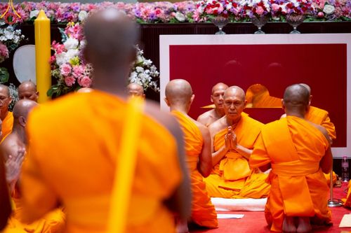 ภาพ No.217432:วันเสาร์ที่ 12 เมษายน พ.ศ. 2568 พิธีอุปสมบท ในโครงการอุปสมบทหมู่ บูชาธรรมหลวงพ่อธัมมชโย, โครงการธรรมทายาท ระดับอุดมศึกษา รุ่นที่ 52 ,  โครงการบวชพระนานาชาติ AEC & WAB CEO รุ่นที่ 4 ณ วัดพระธรรมกาย