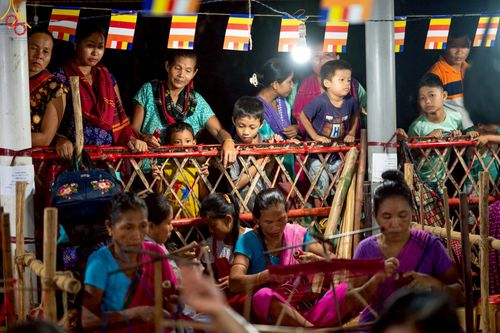 ภาพ No.261611:วันที่ 19 ตุลาคม พ.ศ. 2568 พิธีทอดกฐินสมทบ วัดกัลยาณมิตรต่างประเทศ บูชาธรรม 81 ปี หลวงพ่อธัมมชโย ณ วัดสารนาถ เมืองคาร์การชารี ประเทศบังกลาเทศ 