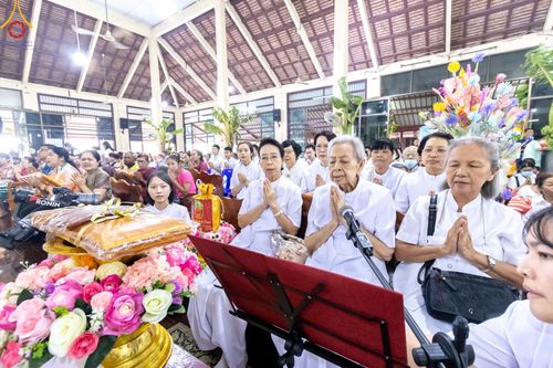 ภาพ No.162434:โครงการกฐินสามัคคีทั่วไทย 30,000 วัด  บูชาธรรม 80 ปี หลวงพ่อธัมมชโย  โดย คณะศิษยานุศิษย์วัดพระธรรมกาย ณ วัดลานตากฟ้า อ.นครชัยศรี จ.นครปฐม วันศุกร์ที่ 18 ตุลาคม พ.ศ. 2567