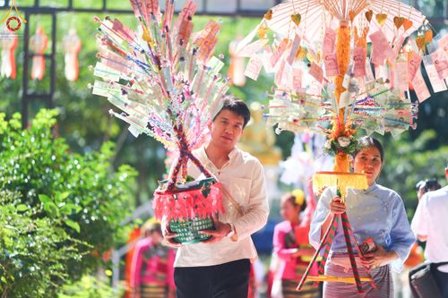ภาพ No.97924:พิธีทอดกฐินสามัคคีทั่วไทย 5,000 วัด ณ ศูนย์ปฎิบัติธรรมแม่สรวย จ.เชียงราย วันที่ 19 พฤศจิกายน พ.ศ. 2566