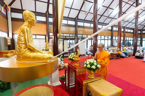 ภาพ No.161298:พิธีบำเพ็ญกุศลอุทิศถวายแด่ พระเดชพระคุณพระพรหมโมลี (อดีตเจ้าคณะจังหวัดสิงห์บุรี) , อดีตเจ้าอาวาสทุกรูป และ พิธีทอดผ้าป่าบำรุงวัด บำรุงโรงเรียน  ณ วัดกลางธนรินทร์ ต.บ้านแป้ง อ.พรหมบุรี จ.สิงห์บุรี วันเสาร์ที่ 5 ตุลาคม พ.ศ. 2567