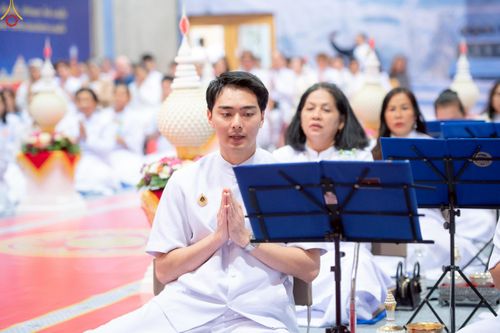 ภาพ No.256015:วันที่ 12 ตุลาคม พ.ศ. 2568 พิธีทอดกฐินวัดพระธรรมกายสวิตเซอร์แลนด์  ณ หอประชุมโรงเรียน Obergoldbach เมือง Bern ประเทศสวิตเซอร์แลนด์