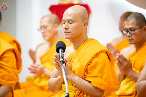 ภาพ No.93312:วัดพระธรรมกายซีแอตเติล รัฐวอชิงตัน ประเทศสหรัฐอเมริกา จัดพิธีทอดกฐินสามัคคี วันอาทิตย์ที่ 5 พฤศจิกายน พ.ศ. 2566