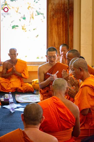 ภาพ No.181186:พิธีอุปสมบท ณ วัดพระเจ้าตนหลวง จังหวัดลำพูน ในโครงการอุปสมบทบูชาธรรมมหาปูชนียาจารย์ วันที่ 8 ธันวาคม พ.ศ. 2567