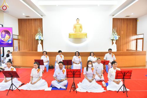 ภาพ No.132445:พิธีถวายมหาสังฆทานจันทบุรี 132 วัด บูชาธรรม 80 ปี หลวงพ่อธัมมชโย วันจันทร์ที่ 25 มีนาคม พ.ศ. 2567 ณ ศูนย์ปฏิบัติธรรมจันทบุรี