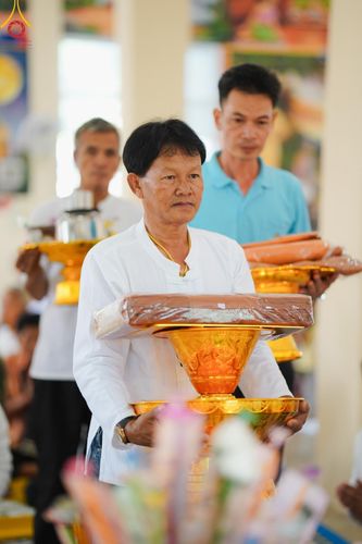 ภาพ No.165542:พิธีทอดกฐิน ณ วัดโพธิ์ชุม จ.เลย ในโครงการกฐินสามัคคีทั่วไทย 30,000 วัด บูชาธรรม 80 ปี หลวงพ่อธัมมชโย โดยคณะศิษยานุศิษย์วัดพระธรรมกาย วันที่ 21 ตุลาคม พ.ศ. 2567