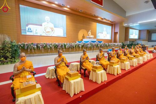 ภาพ No.95249:พิธีมุทิตาพระมหาเถระและพระเถระ ครั้งที่ 29 วันอาทิตย์ที่ 19 พฤศจิกายน พ.ศ. 2566 ณ ห้องแก้วสารพัดนึก สภาธรรมกายสากล วัดพระธรรมกาย