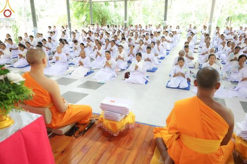 ภาพ No.154978:โครงการอุบาสกแก้ว อุบาสิกาแก้ว รุ่นที่ 2 ตัวแทนทอดกฐินสามัคคีทั่วไทย 30,000 วัด บูชาธรรม 80 ปี หลวงพ่อธัมมชโย จังหวัดบุรีรัมย์ ระหว่างวันที่ 13-15 กันยายน พ.ศ. 2567