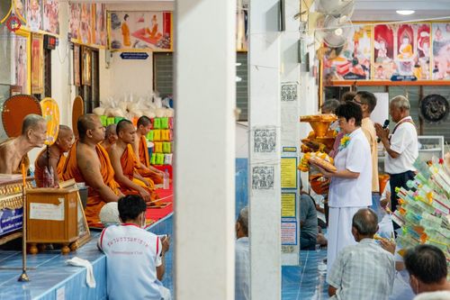 ภาพ No.92966:พิธีทอดกฐินสามัคคีทั่วไทย 5,000 วัด โดยคณะศิษยานุศิษย์วัดพระธรรมกาย น้อมบูชาธรรม 79 ปี หลวงพ่อธัมมชโย ณ วัดทรงศิรินาวาส จ.บุรีรัมย์ วันที่ 8 พฤศจิกายน พ.ศ.2566