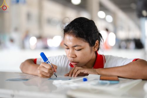 ภาพ No.59326:การอบรมอาสาสมัคร  เตรียมงานและจัดถวายภัตตาหาร แด่พระสังฆาธิการ 10,000 กว่าวัดทั่วประเทศ ในวันที่ 21-22 เมษายน พ.ศ.2567 เพื่องานวันคุ้มครองโลก จัดโดย ชมรมพุทธศาสตร์สากลฯ