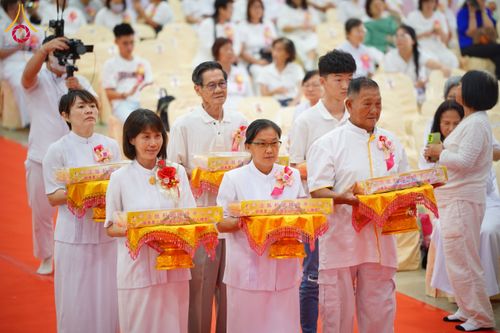 ภาพ No.173755:พิธีทอดกฐิน ศูนย์ปฏิบัติธรรม "ธรรมโยธิน" วัดแก้วธรรมชัยมาเลเซีย วันที่ 27 ตุลาคม พ.ศ. 2567